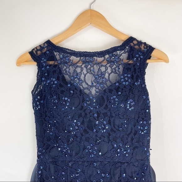 Morilee by Madeline Garder Navy Blue Lace Dress size 4 - Picture 2 of 9